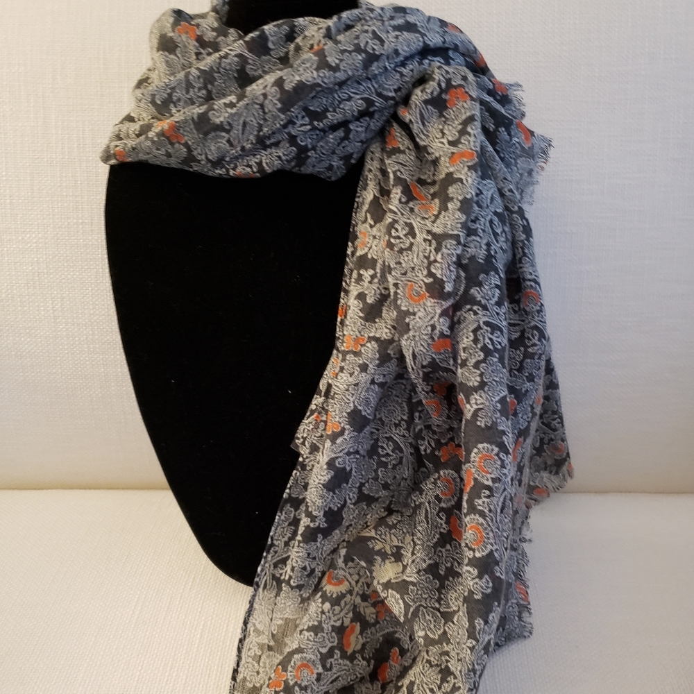 Neck scarf